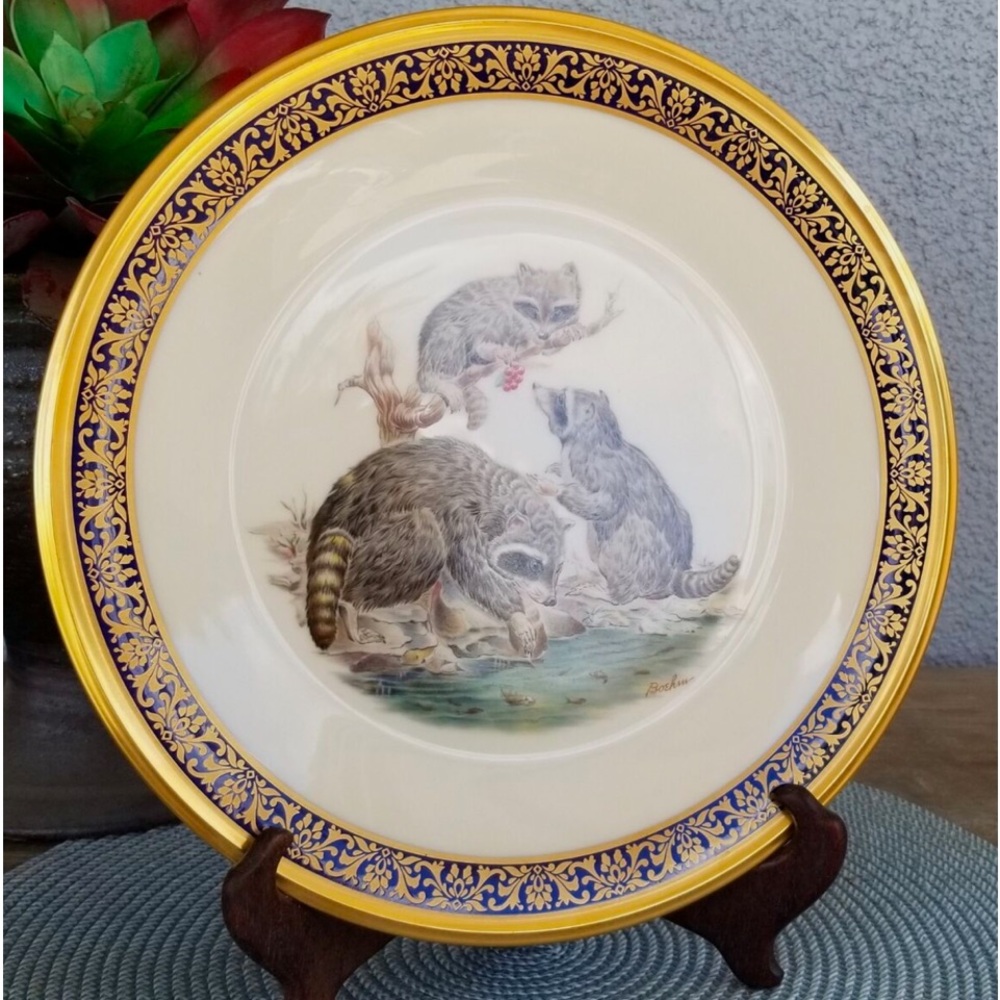 Lenox Woodland Wildlife Raccoons Plate